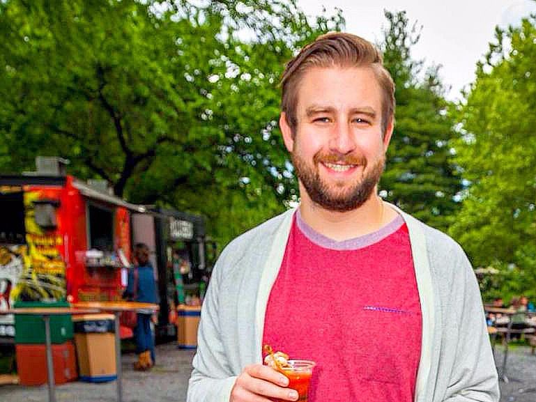 Family of murdered DNC staffer Seth Rich demand answers