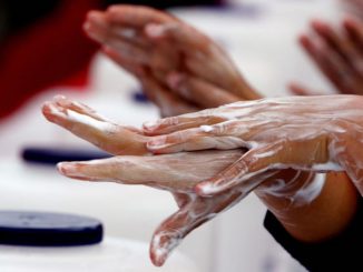 FDA to ban antibacterial handsoaps