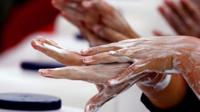 FDA to ban antibacterial handsoaps