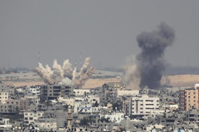 Israeli Fighter Jets Bomb Gaza