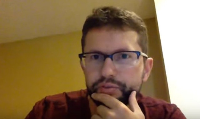 Huffington Post journalist says he is scared after publishing anti-Hillary Clinton article