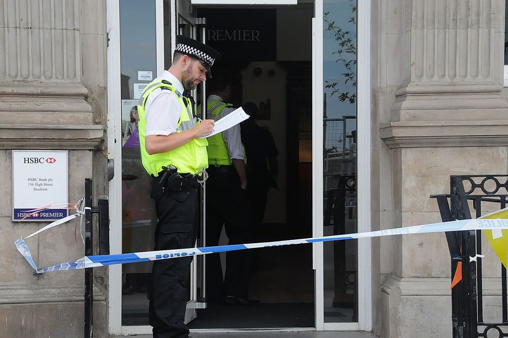 London arrest and prosecute bankers involved in 2008 financial crash