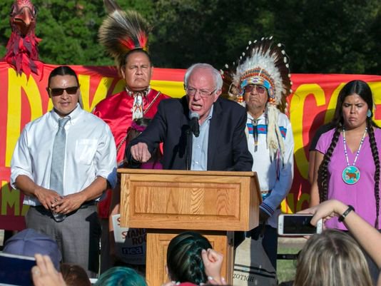 Sanders Asks Obama To Intervene In Dakota Access Pipeline Dispute