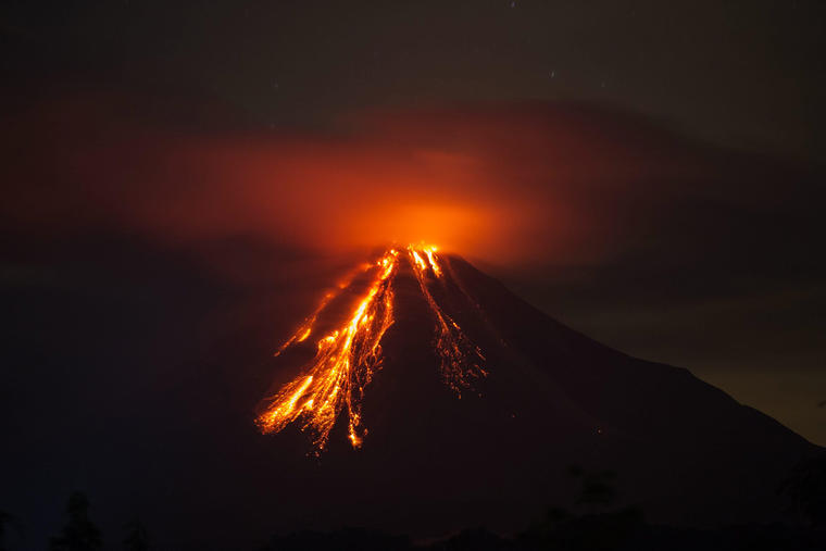 Mexico’s Colima Volcano Starts Violent Eruption