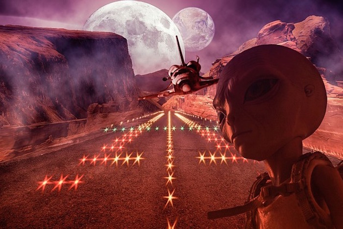 Iraqi government claim aliens/reptilians built the world's first airport 7,000 years ago