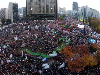 100,000s Protest In South Korea To Demand President Resign