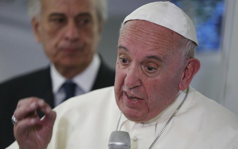 Pope Francis has launched a vicious, scathing attack on American alternative media, labelling them "sh*t eaters.”