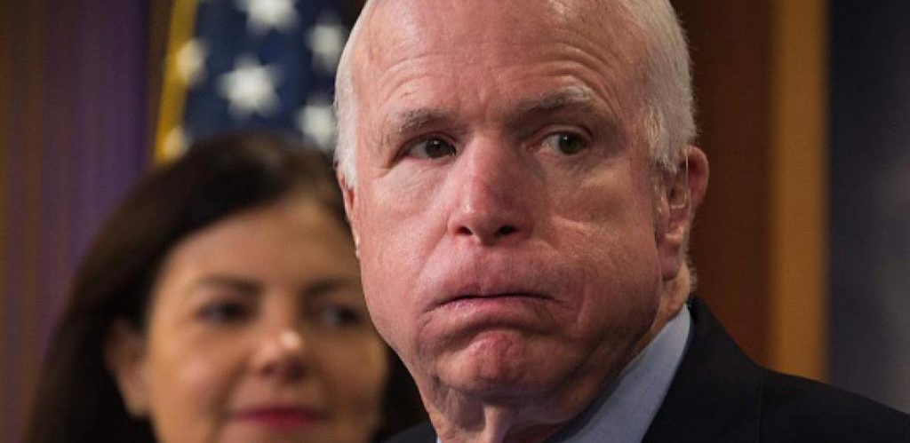Wikileaks accuse John McCain of taking money from Russia