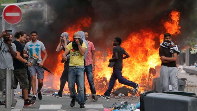 Le Pen claims Paris on the brink of civil war, amid total media blackout