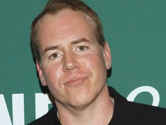 Bret Easton Ellis has slammed the "epidemic of moral superiority" of the American left, and accused Hollywood of destroying the culture.