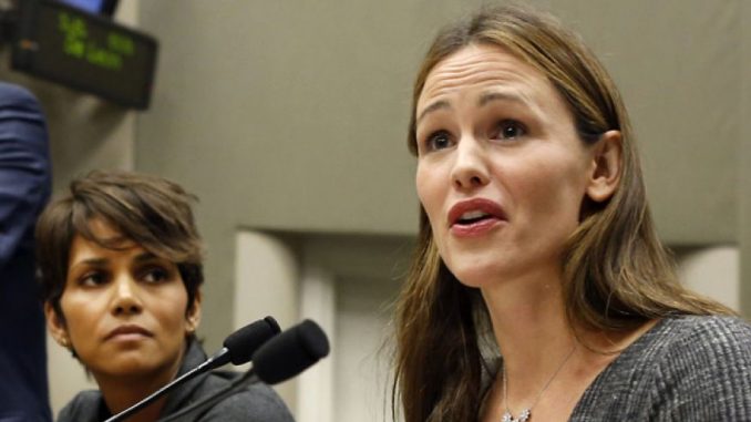 Democratic Party donor Jennifer Garner has endorsed President Trump, promising to help him deliver on promises he made to everyday Americans.