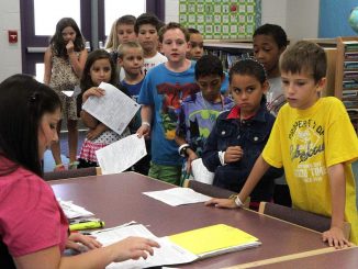 Dozens of US students suspended after questioning the effectiveness of vaccines