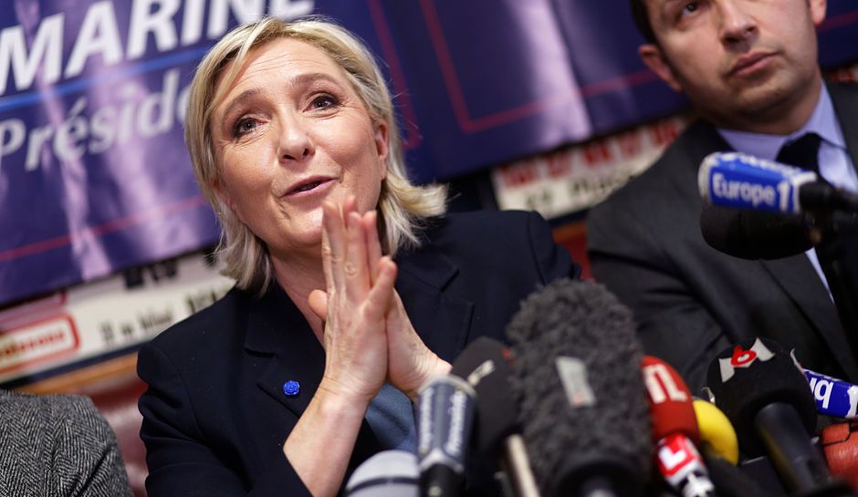 Marine Le Pen vows that France will grant protection in the form of citizenship to Edward Snowden and Julian Assange when she is elected.
