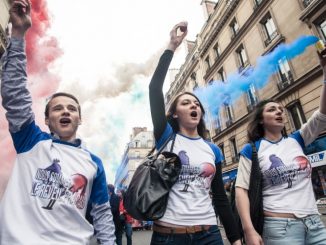 Facebook deletes thousands of pro Marine Le Pen accounts in lead up to election