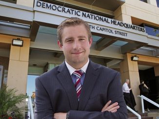 A private investigator hired by Seth Rich's family has told Fox there is "tangible evidence" that Rich leaked DNC emails to WikiLeaks.