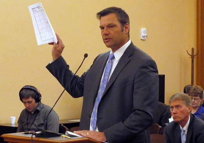 Trump announces Kris Kobach to head Clinton voter fraud probe