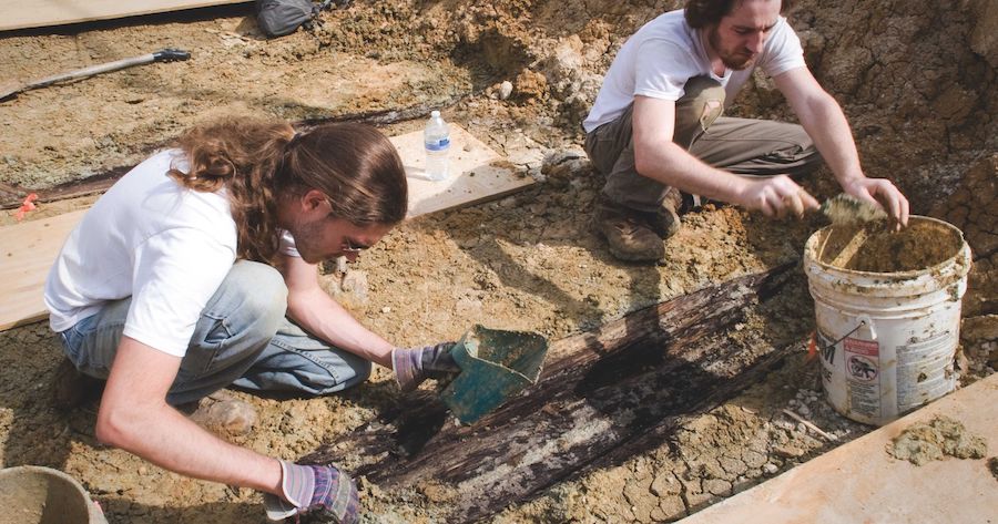 Mass grave uncovering thousands of dead bodies found at US mental asylum