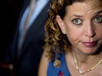 Debbie Wassermann Schultz caught threatening DNC lawsuit lawyers