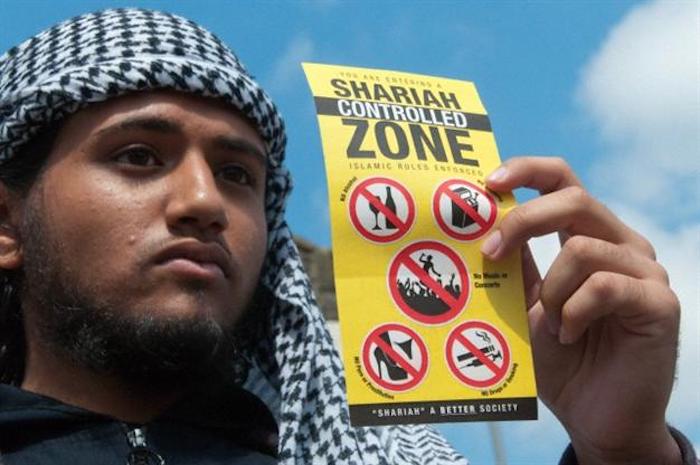 A court in Germany has authorized a group of self-appointed Sharia police to continue enforcing Islamic law in the city of Wuppertal.