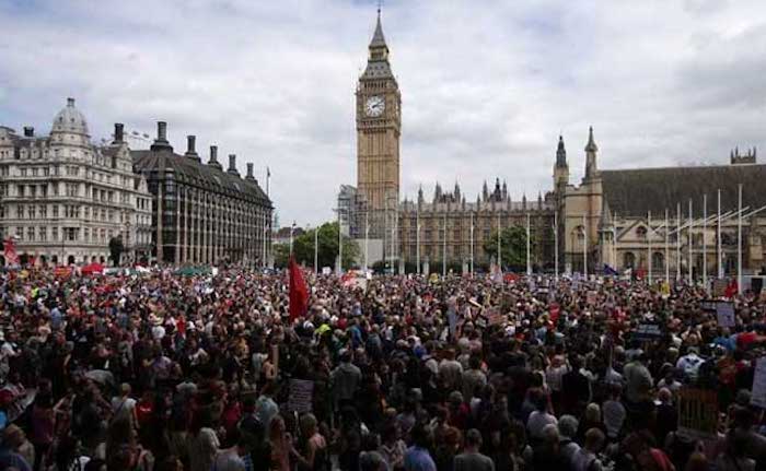 Tens of thousands of British citizens rise up and protest against the New World Order in London