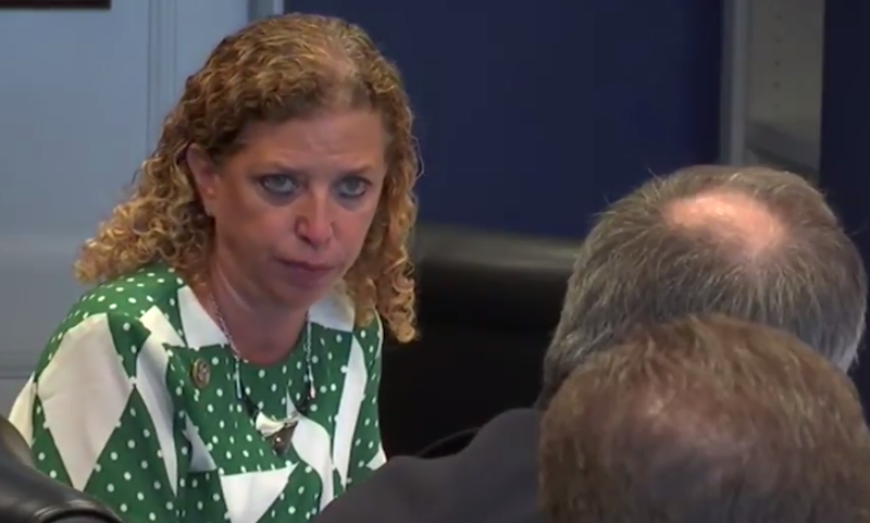 Wasserman Schultz admits she hid Awan's laptop from police