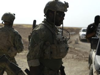Russian photographs show US special forces working with ISIS