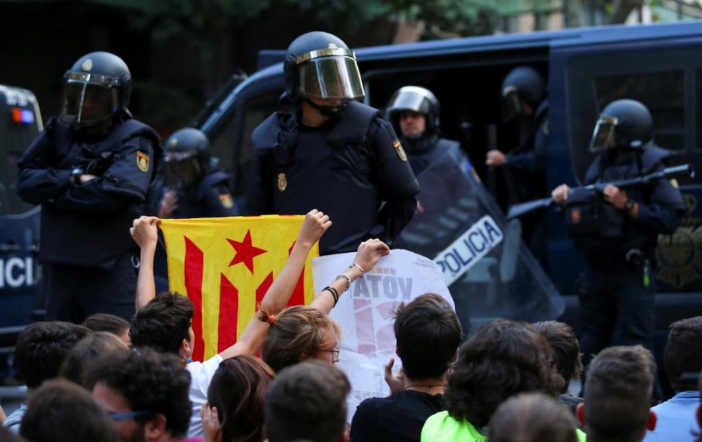Spanish police block Catalan independence vote
