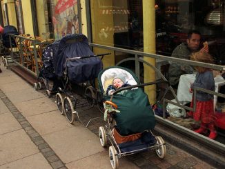 Swedish people ordered to stop reproducing to help climate change