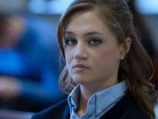 A 17-year old girl has launched a civil lawsuit against her parents for naming her Hillary, a name which allegedly caused her a lack of opportunities in the dating world and employment market.