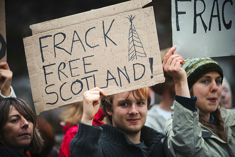 Scotland bans fracking
