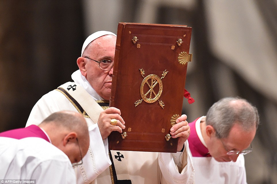 Senior Catholic official calls for complete ban of Christmas