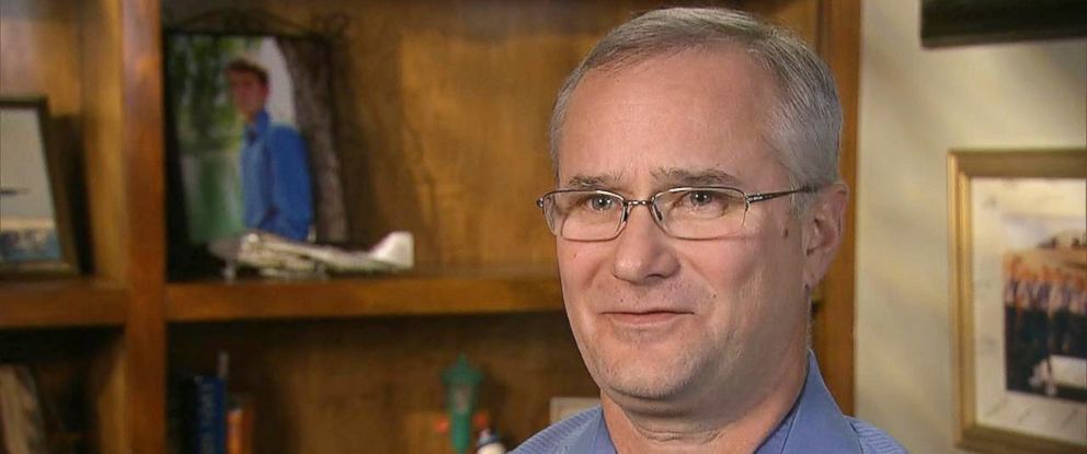 Navy pilot confirms he witnessed alien-controlled UFO over California