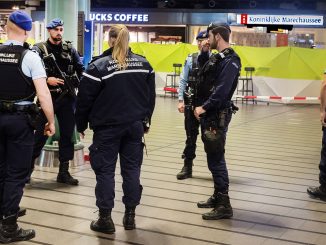 Dutch police to strip youths of clothes deemed too expensive