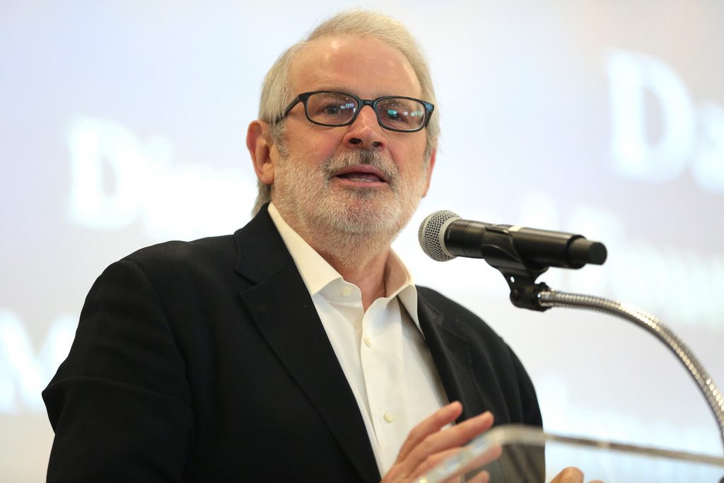 Former Reagan aide predicts Bitcoin crash