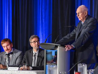 Former Canadian defence minister admits illuminati are secretly running world affairs