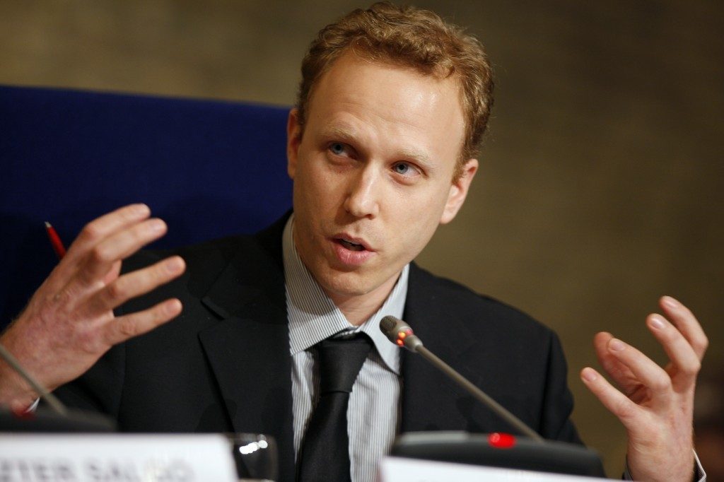 Russia collusion narrative being used to stifle dissent in US, claims Max Blumenthal