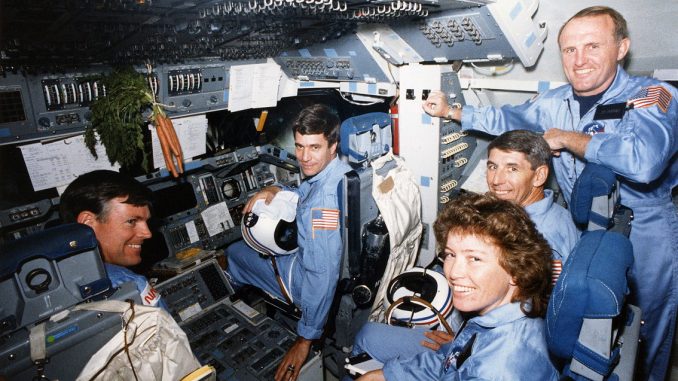 The seven NASA astronauts supposedly killed in the 1986 Challenger disaster did not die and are living out their lives in the U.S.