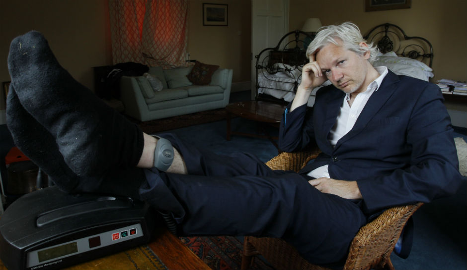 Julian Assange blasts UK government, calling them hypocritical motherfuckers