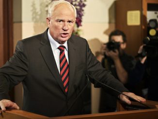 Nobel Secretary says he wants to strip Obama of his peace prize