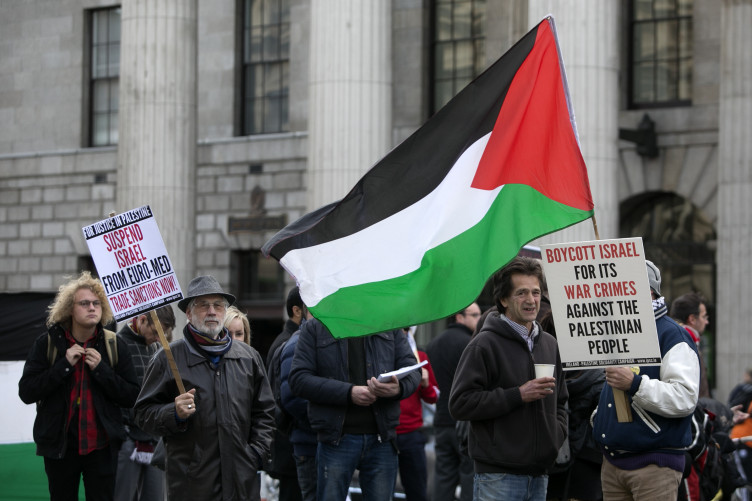 Israel force Irish banks to close accounts belonging to pro-Palestinian citizens