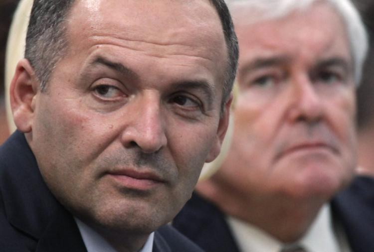 Robert Mueller investigates Trump for 150k donation from Ukrainian who also gave Clintons millions in donations