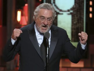 Robert De Niro says 'fuck Trump' at Tony Awards