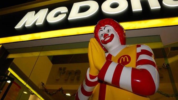 McDonalds has been forced to stop selling salads in 3,000 restaurants across 14 states after hundreds of people were made ill.