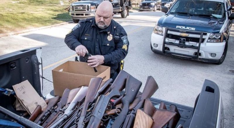 Massachusetts repeals Second Amendment