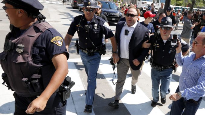 According to senior Infowars staff, widely shared reports that Texas Liberty Radio, a pirate station, is connected to Alex Jones are "not true in any way."