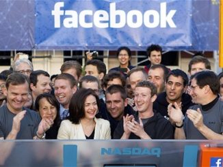 Facebook insider admits company routinely bans Trump memorabilia from the office