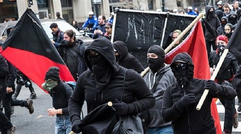 Huffington Post reporter urges media not to cover Antifa violence