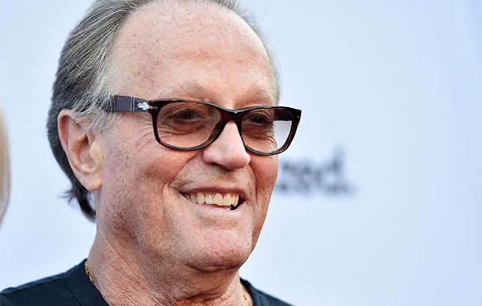 Hollywood actor Peter Fonda has used Twitter to urge Democrats to use voter fraud in the upcoming midterm elections.