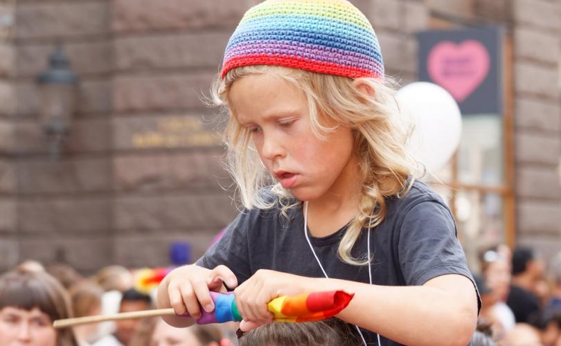 Swedish school forces boys to wear dresses and drop 'he' and 'she' pronouns