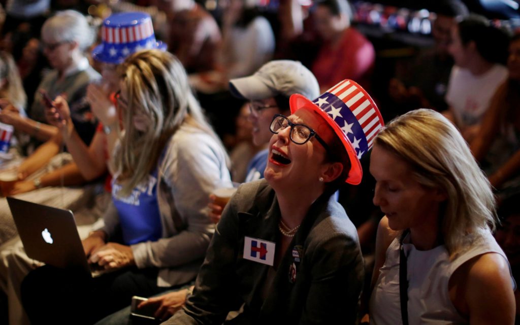 CNBC poll predicts devastating loss for Democrats this November